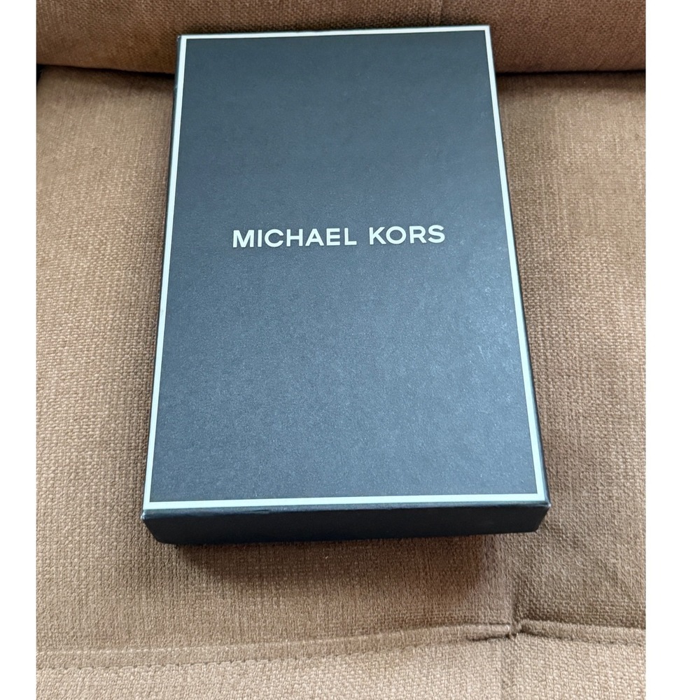 Michael Kors Mens 4-in-1 Casual Belt Box Set Reversible Black Brown 36H9LBLY4L - Picture 7 of 10